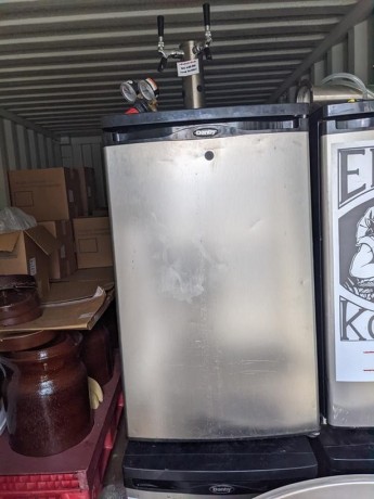 kegerator-and-ball-valve-corny-kegs-big-0
