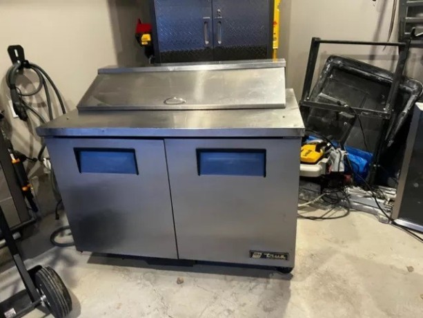 prep-refrigerated-work-tables-big-2