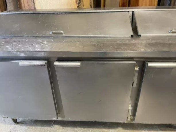 6-beverage-air-pizza-prep-table-big-0