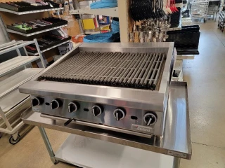 OFF LEASE Garland GTBG36-NR36 Charbroiler