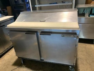 (BEVERAGE AIR) 4/FT SANDWICH/SALAD PREP TABLE