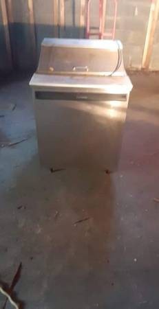 commercial-prep-table-big-0