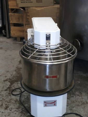 25-qt-commercial-pizza-dough-mixer-big-0